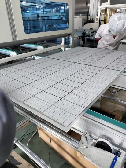 Solar Panel System Half Solar Cell Solar Module 540W 545W 550W Mbb Solar Panel