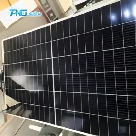 PNG Solar 550W 545W 555W Have High Power for Solar System Can OEM Use